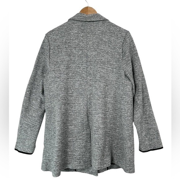 Torrid Studio Double Knit Boyfriend Blazer - Picture 4 of 10